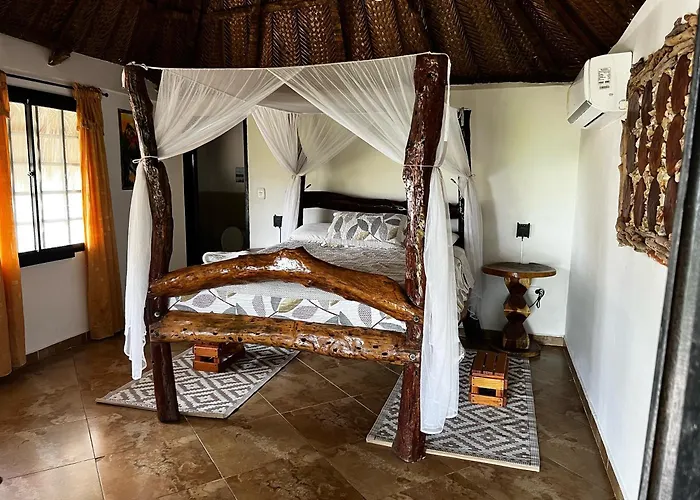 Quetzal Dorado Eco-Lodge By Mareygua